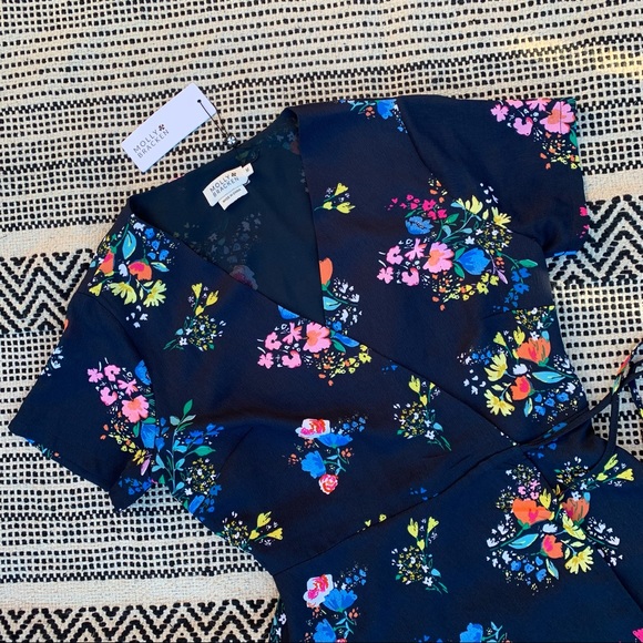NWT Molly Bracken Floral Wrap Dress size M - Picture 2 of 8